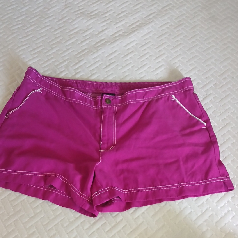 Catalina Women's Fuchsia Shorts